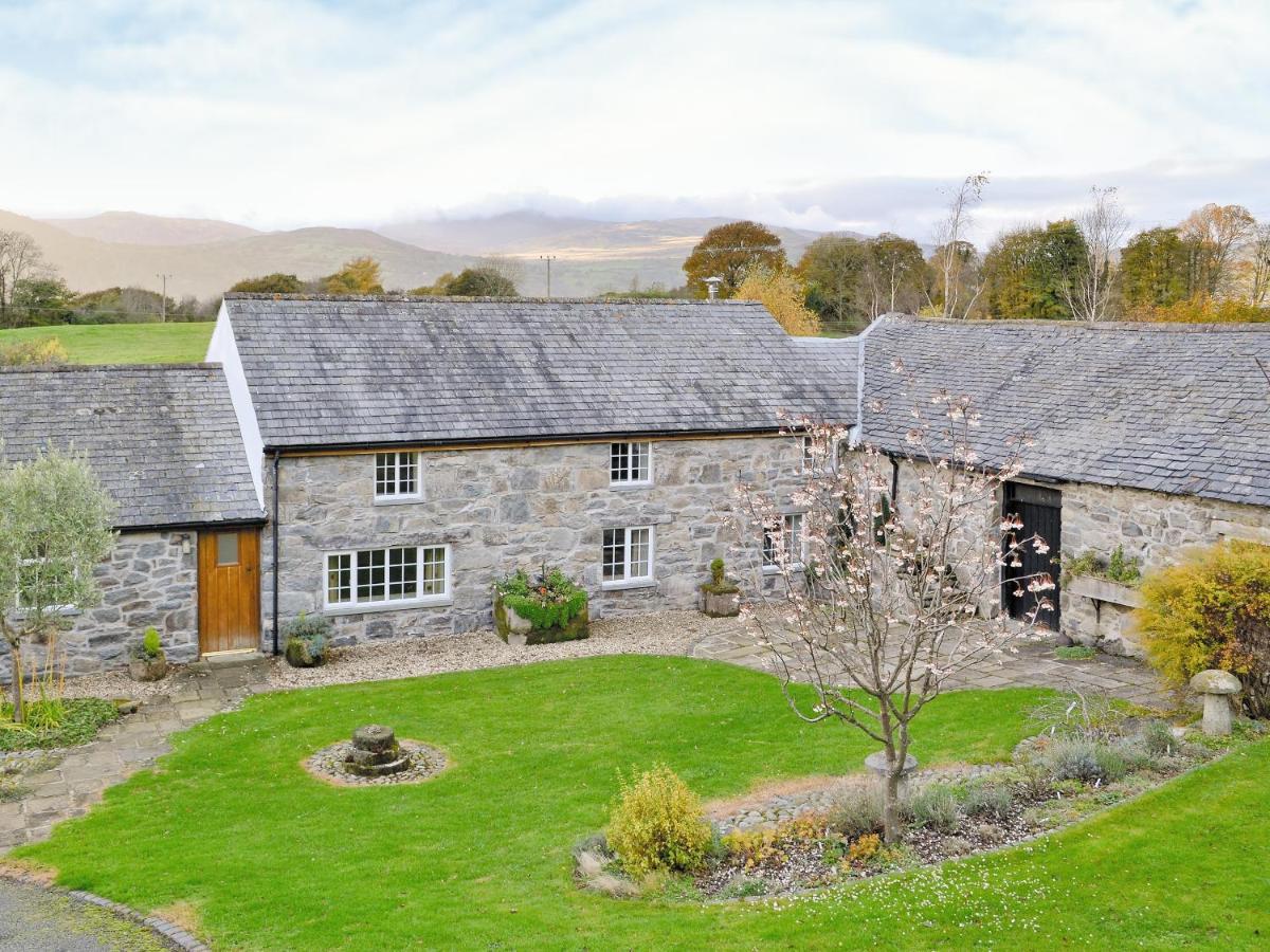 Plas Iwrwg Granary - 28091 Tal-y-Cafn Exterior photo